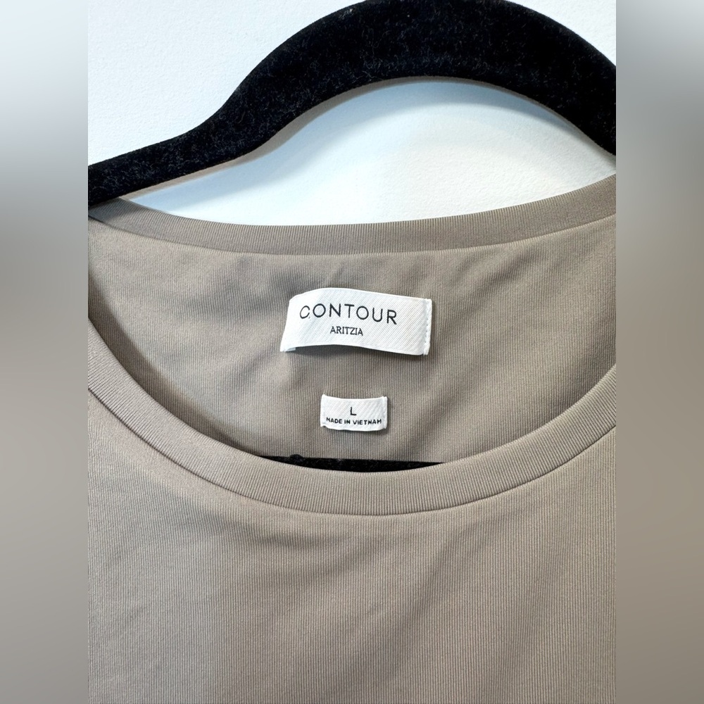 Aritzia Original Contour Crew Tank Bodysuit - Taupe Grey - Large - Picture 5 of 8